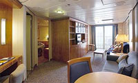 Royal Family Suite w/ Balcony