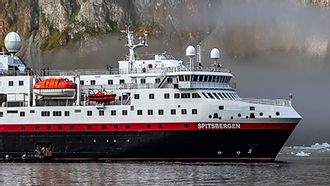 Itinerary Map/Ship Image