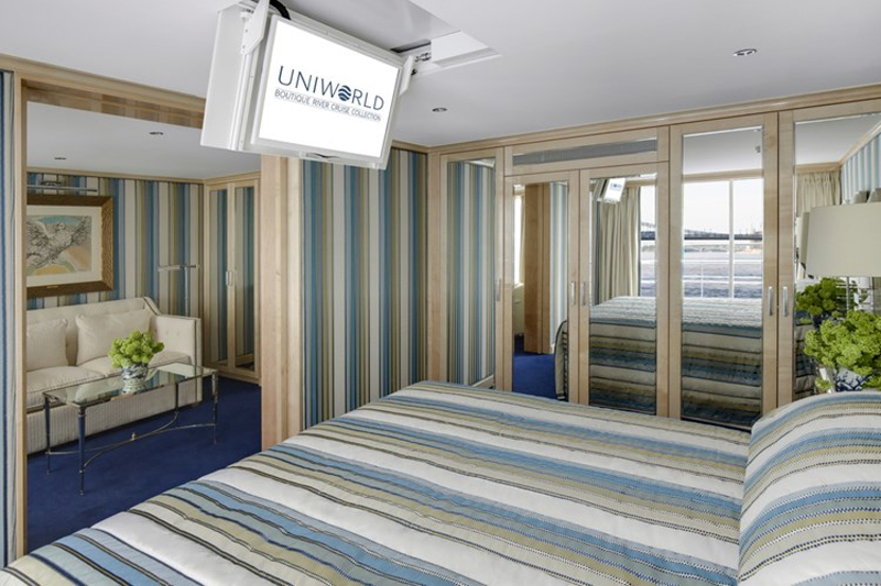 Category Royal Suite