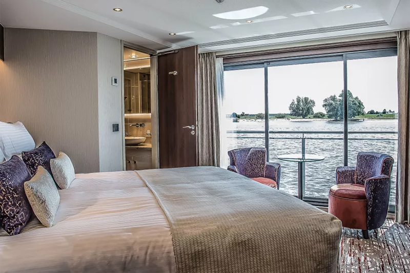 Category Ruby Deck (Middle) - Superior Suite