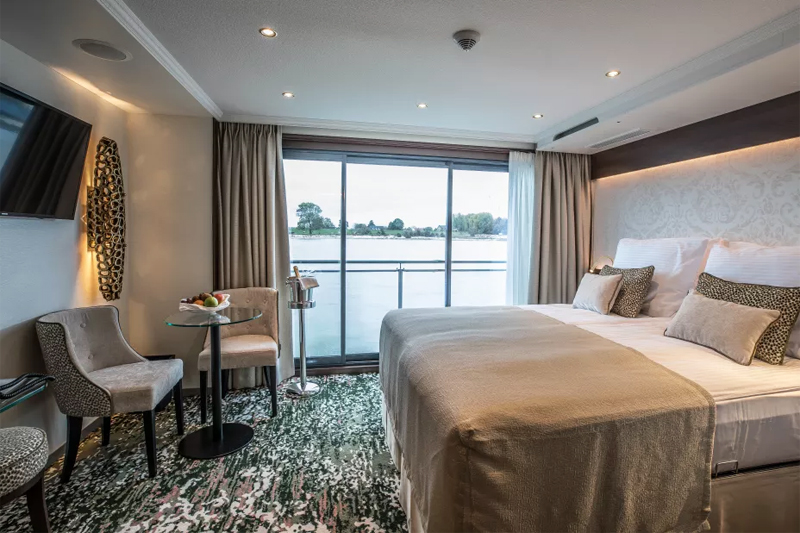 Category Diamond Deck (Upper) - Stern Superior Suite