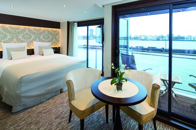 Category Diamond Deck (Upper) - Deluxe Balcony Suite