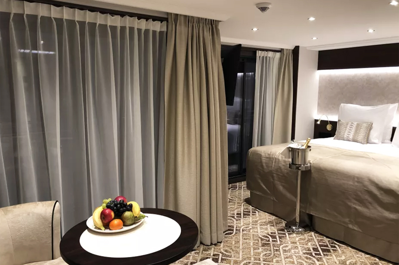 Category Diamond Deck (Upper) - Deluxe Balcony Suite