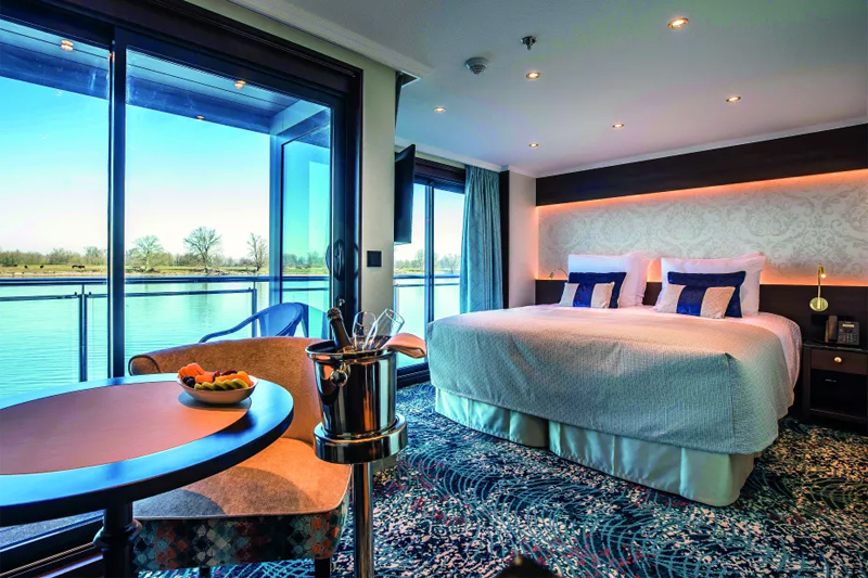 Category Diamond Deck - Deluxe Balcony Suite (Upper)