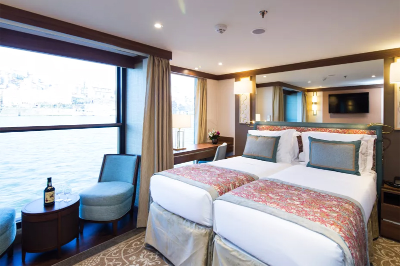 Category Upper Deck - Superior Suite