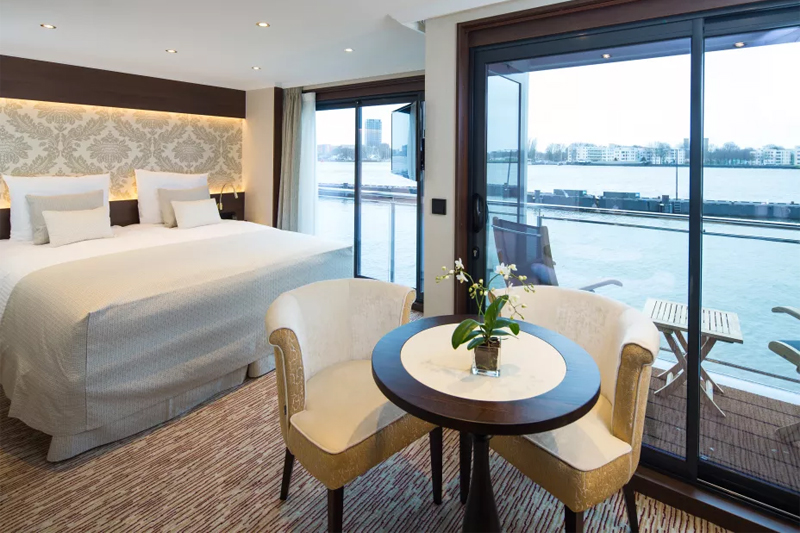 Category Diamond Deck (Upper) - Deluxe Balcony Suite