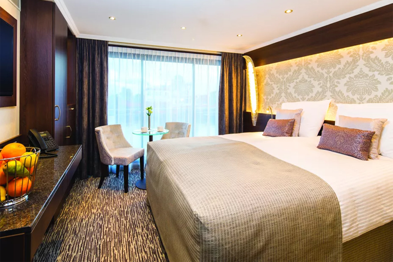 Category Diamond Deck Suite (Upper)