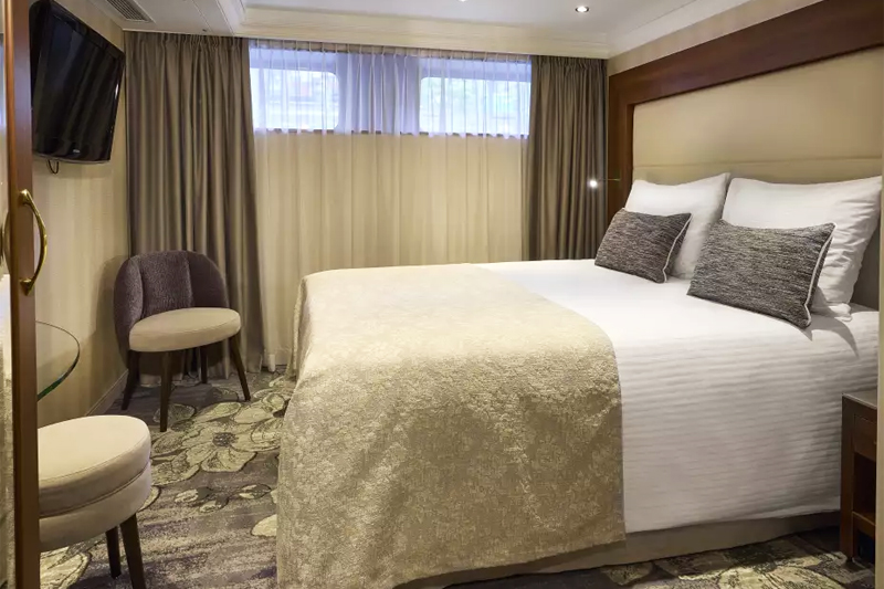 Category Emerald Deck - Superior Suite (Lower)