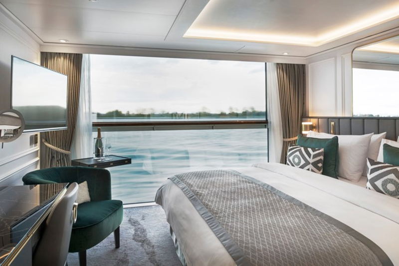 Category Deluxe French Balcony