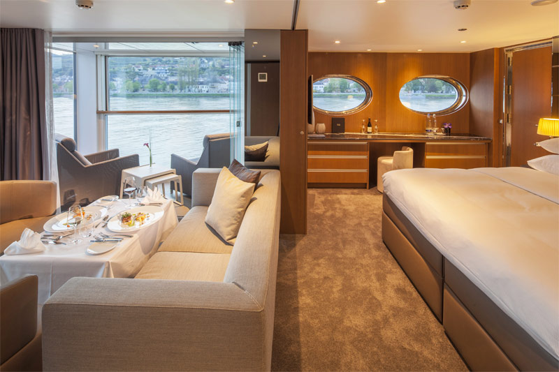 Category RP Royal Panorama Suite 