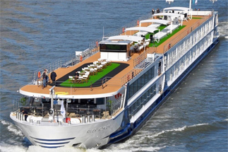 Gate1 MS Monarch Queen Ship