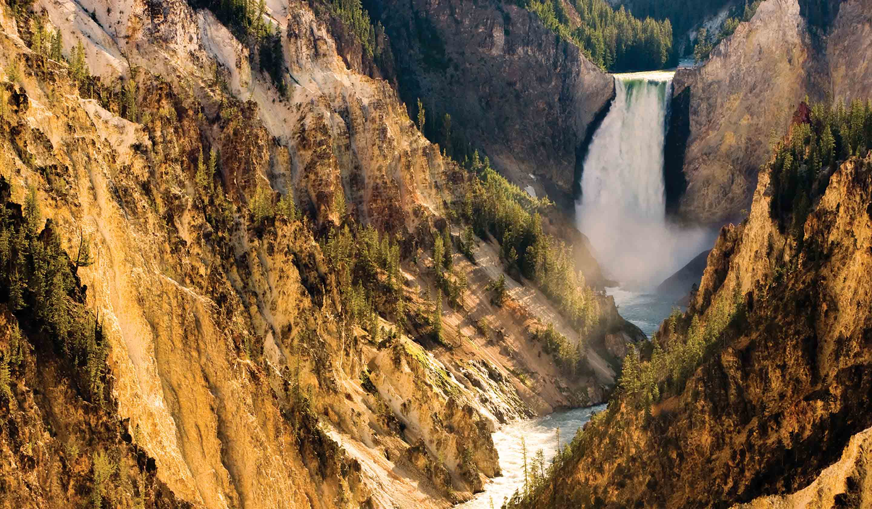 Yellowstone & Grand Teton National Parks 2022 by Tauck Tours with 21