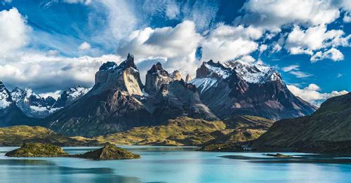 Visit Torres del Paine National Park to see the picturesque Patagonia landscape