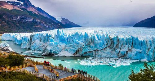 Explore the scenic natural sights within Argentina's Patagonia region