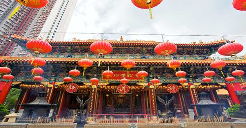 Visit Wong Tai Sin Temple
