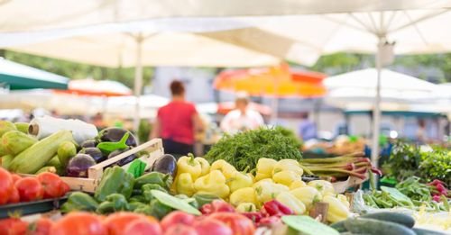 Support locals at Ballard Farmers’ Market