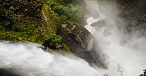 See the Pailon del Diablo Waterfall