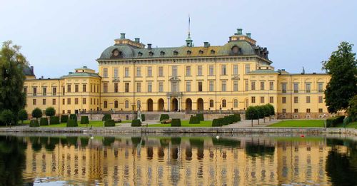 Visit Drottningholm Palace