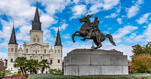 Listen to live music at Jackson Square