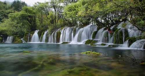 Visit the Jiuzhai Valley National Park