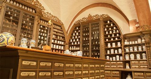 Explore the New Orleans Pharmacy Museum