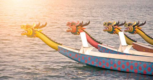 Attend the Dragon Boat Festival